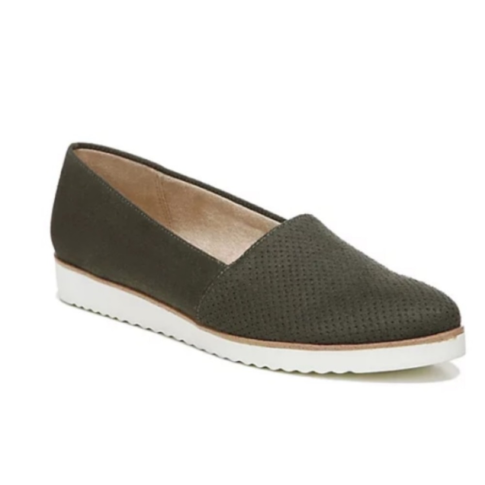 Life Stride Bloom 2 Women's Slip-on Flats Olive Color Size 8.5 NWB🌸